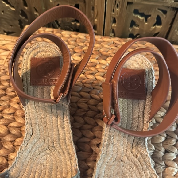 Tory burch pre loved size 8 - Picture 4 of 10